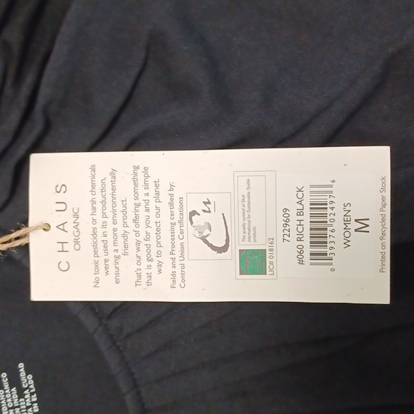 Chaus Organic black tee, size medium, NWT - Picture 7 of 8